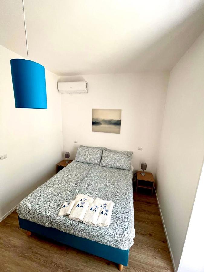 Apulia Holidays Apartment Мола ди Бари Екстериор снимка